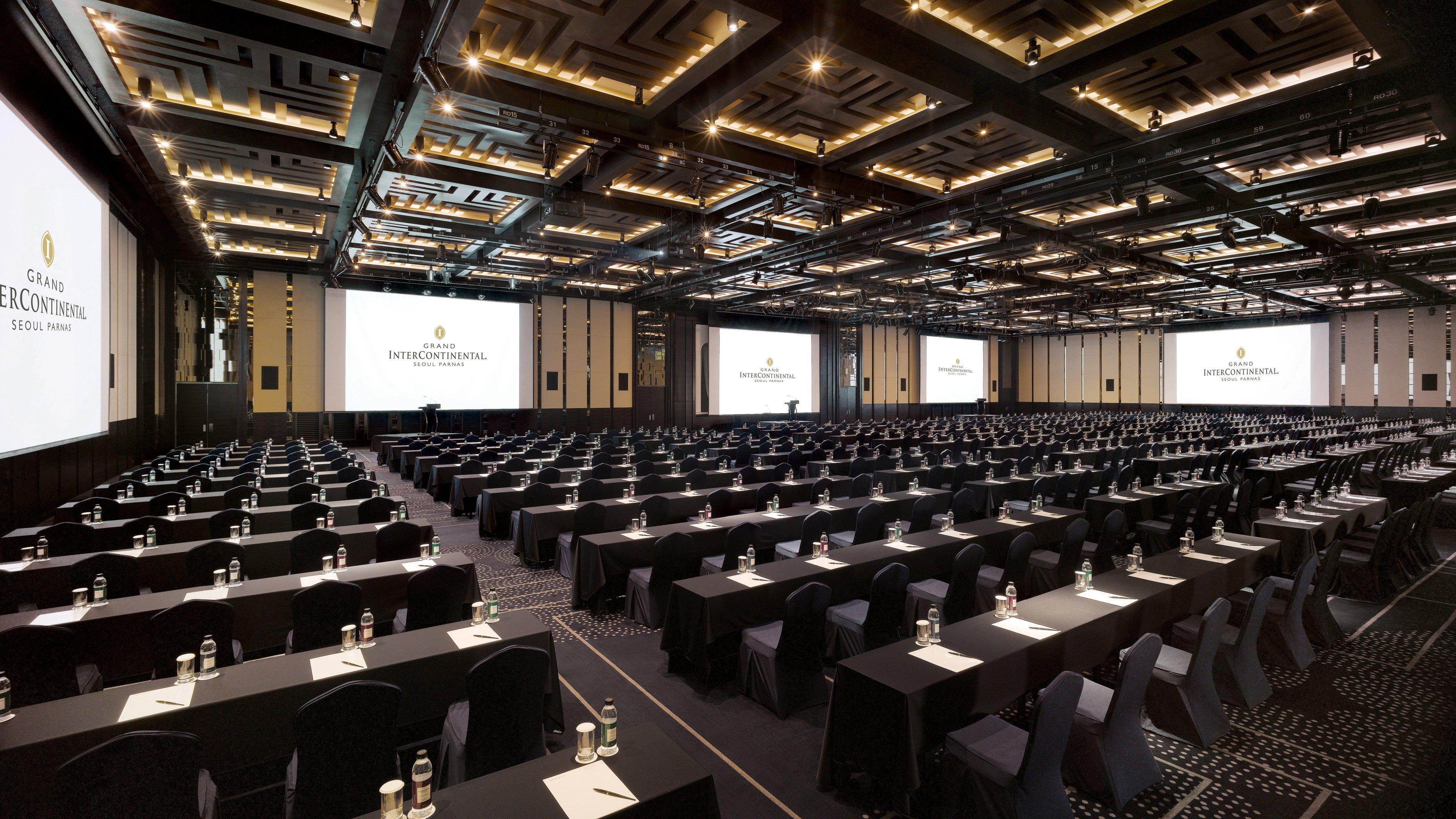 Grand Intercontinental Parnas By Ihg Hotel
