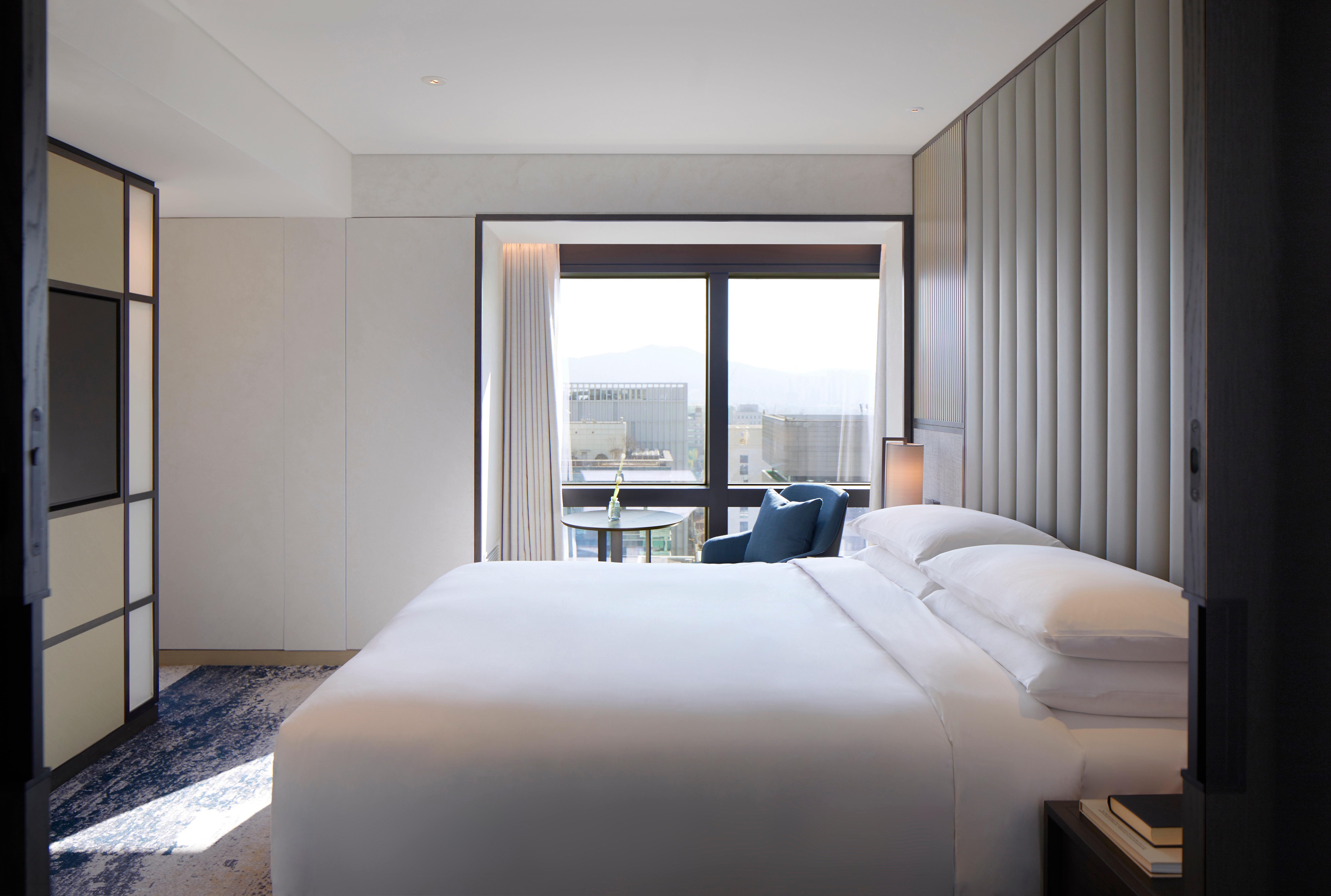 Grand Intercontinental Parnas By Ihg